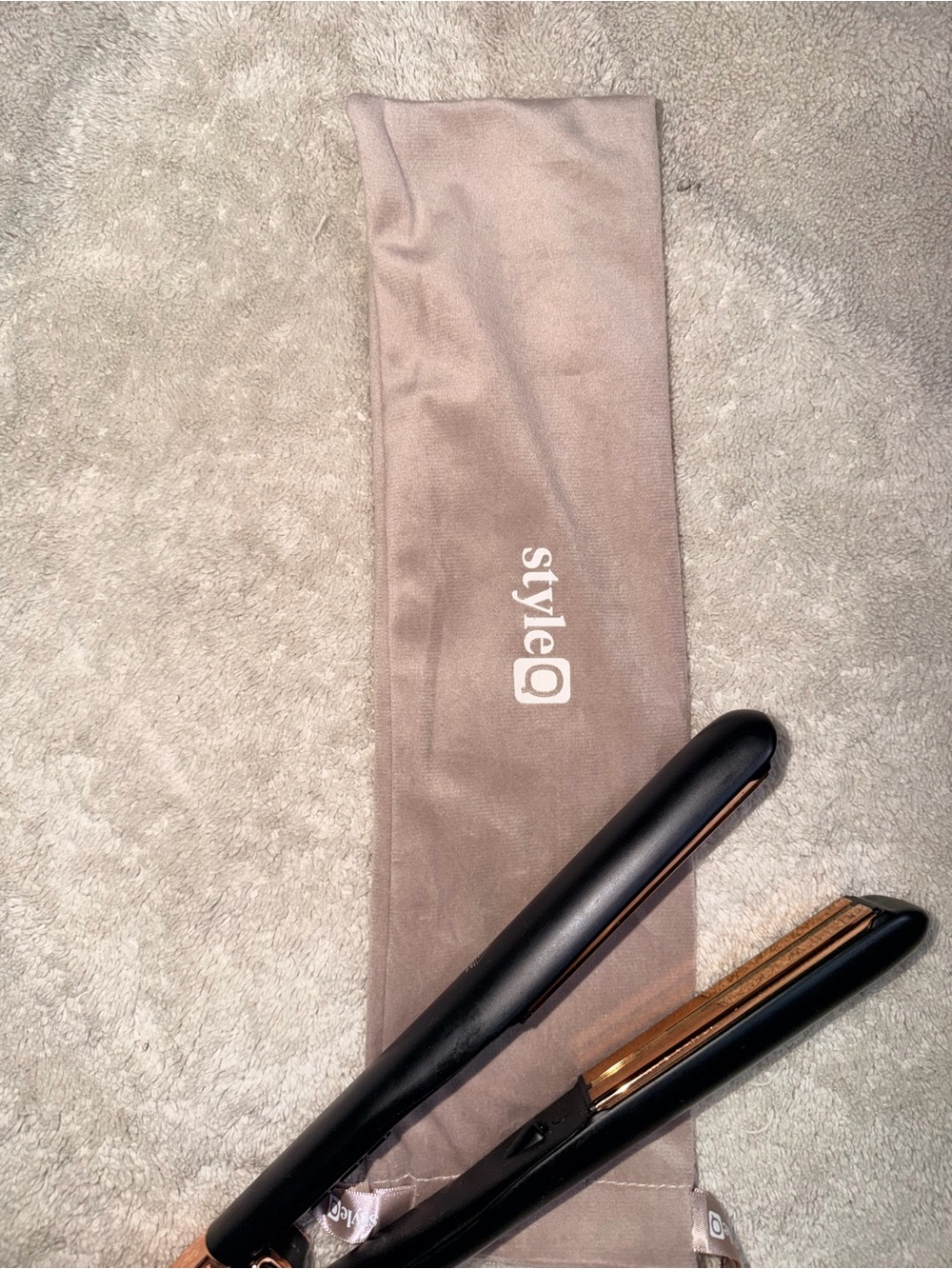 StyleQ Black and Rose Gold Hair Straightener with Carry Sleeve